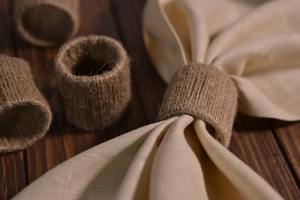 Porte-serviettes en bambou écologique classique pour utilisation sur la table de restaurant - Product Image 6