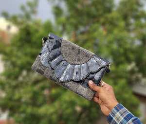 Pochette brodée de perles de rocaille pour femmes Sac à main élégant d'été Messenger Shoulder Purse - Product Image 3