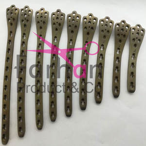 Fémur distal LCP 4,5/5,0mm Placas L/R 4-14 Agujeros y tornillos de bloqueo Juego de 249 piezas - Product Image 1