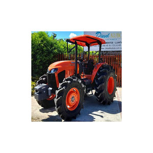 Tracteur Kubota M7060 machine robuste durable design compact pour l'agriculture, la construction et le travail rural - Product Image 3