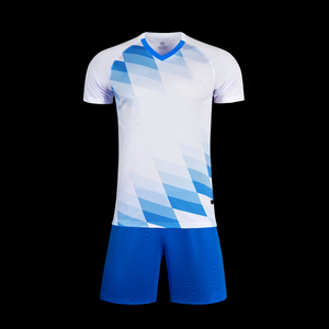 Uniforme de fútbol personalizado unisex Nuevo estilo Sublimación superior con logotipo personalizado Conjuntos de club para hombres y niños Hecho de poliéster para adultos Niños - Product Image 5