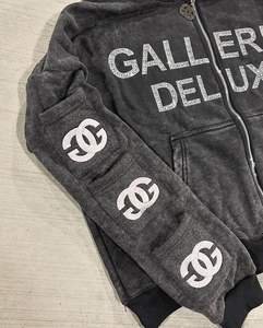 เสื้อฮู้ดซิปผู้ชายขายดี ปักลาย 3 มิติ ทรงหลวม ผ้าฝ้ายฟลีซ 100% แห้งเร็ว ระบายอากาศดี MOQ ต่ำ - Product Image 5