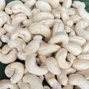 Noix de cajou brutes de haute qualité en gros, W180, exportées vers l'Asie, l'UE, le Moyen-Orient, en provenance du Vietnam, comestibles - Product Image 1