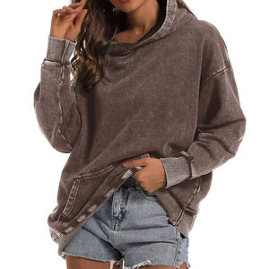 Sudadera Extra Grande de Lona Ecológica para Mujer con Estampado Personalizado y Parche con Logotipo en la Parte Delantera - Product Image 4