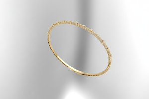Brazalete para Mujer Chapado en Rodio con Radiante Diseño Lineal de Oro de 14K y Diamantes |   Diamante de Corte Brillante de Moda con Certificación IGI de 0.22 CTTW - Product Image 2