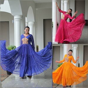 Elegante y de moda Último Festival Especial Exclusivo Más moderno Vestido estampado de bandhani de lujo Desgaste Mujeres de diseñador más vendidas - Product Image 5