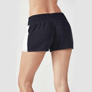 Pantalones cortos de yoga para mujer 4 diseños Cintura alta Correr Gimnasio Entrenamiento Pantalones cortos de yoga con bolsillos Spandex Pantalones cortos atléticos para mujer - Product Image 6