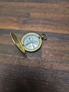 <b>Vintage</b> Brass Pocket Handheld Flip Top Compass Fathers Day Anniversary Christmas Groomsmen Valentines Day - Product Image 4