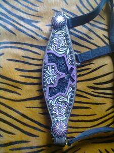 Collier de tête de licou de cheval de selle western de meilleure qualité avec design bling fantaisie dans des couleurs assorties en nylon PP et cuir DD - Product Image 2