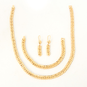 Joyería de Cobre al por Mayor NYH, Juego de <span class=keywords><strong>3</strong></span> Piezas, Chapado en Oro, Cadena con Hojas de Oro Estilo Dubai, Pulsera, Collar y Pendientes Colgantes para Mujer - Product Image 5