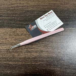 Pince à épiler isolante à 45 degrés, impression de logo personnalisée, acier inoxydable, outil de beauté, paillettes roses, extension de cils OEM - Product Image 4