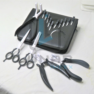 Lunaire offre un nouveau Kit d'outils d'extension de cheveux de trame en noir mat et blanc avec un étiquetage de marque personnalisé gratuit - Product Image 2