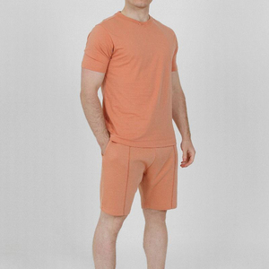 Ensemble de 2 shorts d'été en coton 100% pour homme, t-shirt surdimensionné à col rond avec logo personnalisé, short à cordon, streetwear, survêtement pour homme - Product Image 3