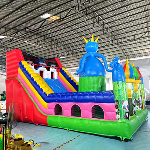 Toboggan aquatique gonflable géant avec piscine à jets d'eau, mur d'escalade et obstacles pour fêtes d'enfants, carnaval, parc - Product Image 1