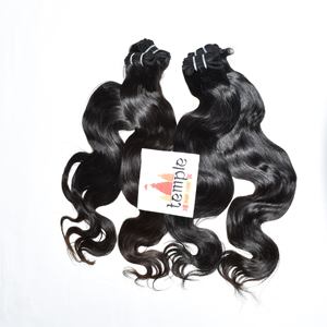 Extensions de cheveux pour femmes indiennes à double trame de couleur naturelle, bon marché, vente en gros, tissage à la machine à cuticules alignées, style ondulé naturel - Product Image 5