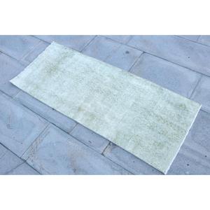 Alfombra Turca Vintage, Alfombra Pequeña de 1.8x4.4 pies, Alfombra con Borde Verde - Product Image 2