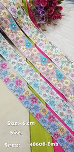 Lacets brodés floraux faits sur mesure de 6 cm de largeur avec des paillettes pour les costumes de dames et à des fins de revente. - Product Image 3