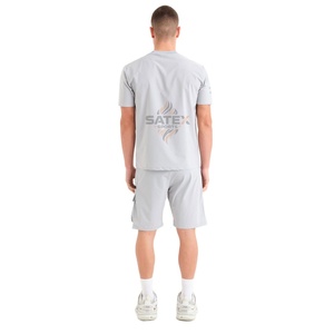 Conjunto Deportivo de Dos Piezas para Hombre, Camiseta y Pantalones Cortos Grises y Azules con Diseño de Manga a Rayas, Perfecto para Uso Diario y Entrenamiento - Product Image 5
