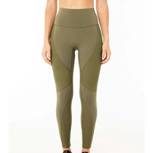 Pantalon de course d'entraînement pour femmes haute taille moyenne sans couture Leggings de gymnastique en soie haute haute haute soie haute haute soie haute haute - Product Image 5