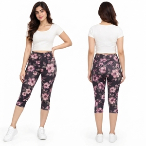 Women Capri <b>Legging</b> Designed With Four Way Stretch <b>Polyester</b> Fabric Breathable Panels Lightweight Build Comfortable Fit - Product Image 6