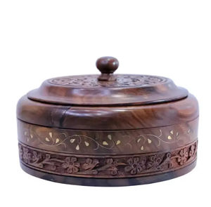 Réchauffeur de nourriture en bois rustique et casserole Chapati avec intérieur en métal conçu pour les buffets de mariage et les besoins de service de fête - Product Image 1