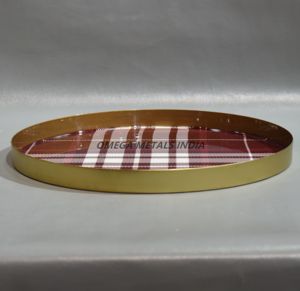 Collection d'assiettes de Noël en métal élégantes Plats et plateaux de service en métal décoratifs fabriqués à la main pour les vacances divertissantes - Product Image 5