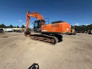 Oferta de subasta mejor valorada para excavadoras de cadenas ZX350 LC-6N 2016 con cabina con aire acondicionado y cucharón de excavación de 72 pulgadas - Product Image 3