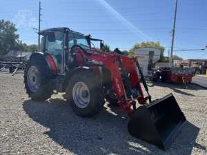 2025 MASSEY FERGUSON 5M.135 Acheter pas cher d'occasion Massey Ferguson Tracteur agricole 100HP - Product Image 2