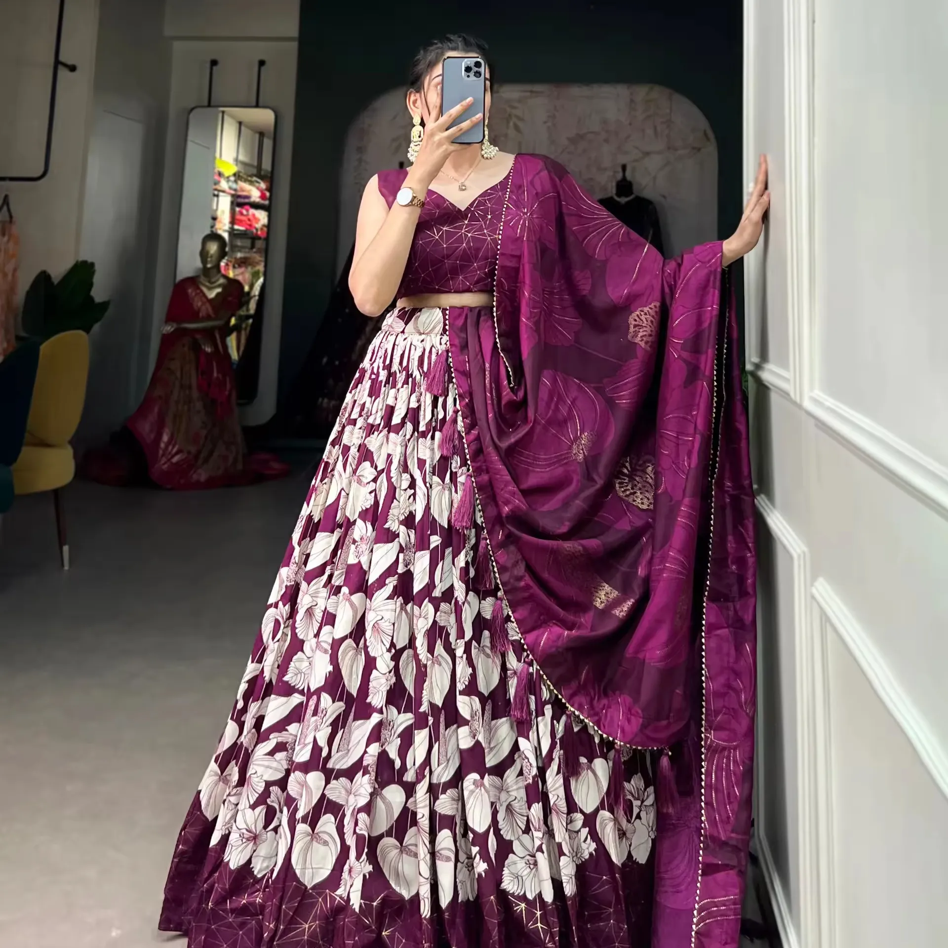 Эксклюзивный тушарский Шелковый Lehenga с прекрасным принтом из фольги, дизайнерский Lehenga choli, подружки невесты lehenga, Свадебный Lehenga.