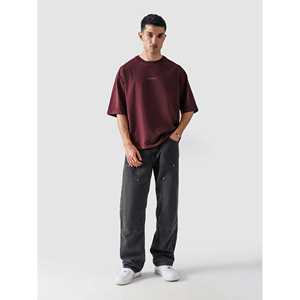 Tissu jersey 100% coton lavé rouge cramoisi pour la création de vêtements personnalisés - Product Image 6