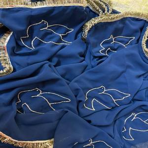 Sari de Georgette Suave para Fiesta VASTRA COTTAGE con Diseño de Corte Dana Hecho a Mano, Estilo Sabyasachi, Encaje con Volantes y Blusa - Product Image 5