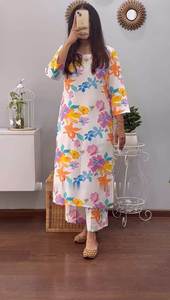 DESIGNER PARTY WEAR HEAVY MASLIN DIGITAL PRINT TOP-PENT - Product Image 2