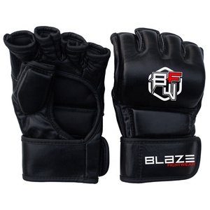 Venta al por mayor de guantes de cuero MMA de 4oz para entrenamiento Sparring Punching-para Kickboxing y artes marciales en gimnasios - Product Image 5