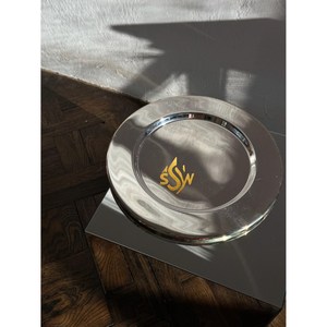 Plateau de service Dernière conception Hôtel et cuisine Forme ronde Plateau de service alimentaire Superbe qualité Taille personnalisée à bon prix en vente - Product Image 3