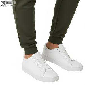 Ensemble de survêtement en polaire technique 2025 Dernière conception de pantalon de survêtement à capuche surdimensionné avec logo personnalisé Vêtements d'hiver Oem pour hommes Survêtements personnalisés - Product Image 6