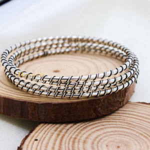 Brazalete tradicional hecho a mano de Plata de Ley 925, 2 pares de pulseras de plata, joyería de diseñador para venta al por mayor - Product Image 3