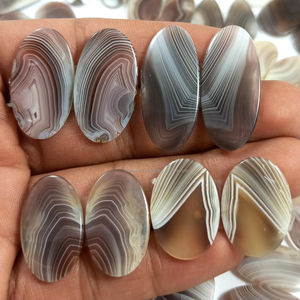 Vente en gros Agate du Botswana Paire Cabochon Pierre Semi Précieuse Naturelle pour la Fabrication de Bijoux Pierre Précieuse de Guérison pour la Fabrication de Bijoux Lot - Product Image 1