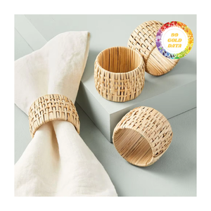 Rond rond de serviette en rotin, fait main et léger, adapté aux styles de décoration de table classiques et modernes - Product Image 6