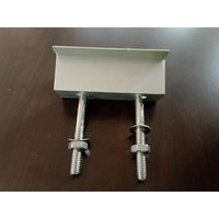 Pince centrale à double trou pour système de montage solaire Matériau en aluminium durable