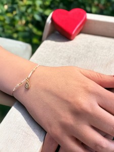 Pulsera Envolvente de Acero Inoxidable con Imitación de Perlas y Circonitas DAFNI BIG PAZAR - Regalo de Moda de Estambul - Product Image 4