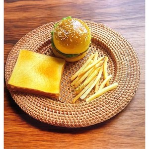 Assiette de chargement en rotin de qualité supérieure assiette de service de restauration rapide assiette de chargeur tissée pour ustensiles de cuisine prix raisonnable de table - Product Image 4