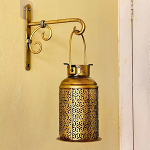 Lampe suspendue décorative élégante en métal pour les mariages indiens, les événements pooja à la maison et la célébration festive spirituelle - Product Image 1