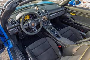 PRÊT À ÊTRE EXPÉDIÉ LHD/RHD 2022 PORS-CHE 718 BOXSTER SPYDER 6 VITESSES MANUELLES - Product Image 2