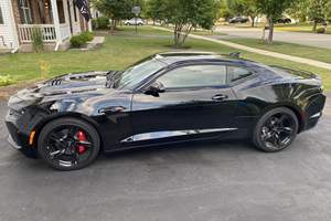 Camaro LT1 2021 con Paquete 1 RS y Motor V8 - Product Image 6