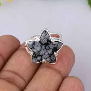 แหวนเงินสเตอร์ลิงลายเกล็ดหิมะออบซิเดียนทำมือดอกไม้ค็อกเทลเครื่องประดับอัญมณีโบฮีเมียนของขวัญสำหรับเธอ - Product Image 6