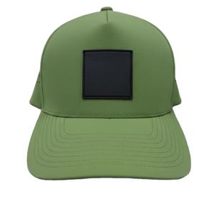 Gorra Deportiva de Poliéster Impermeable con Bordado 3D Puff, Agujeros de Ventilación Láser y Cintas y Etiquetas Tejidas Personalizadas al por Mayor - Product Image 1