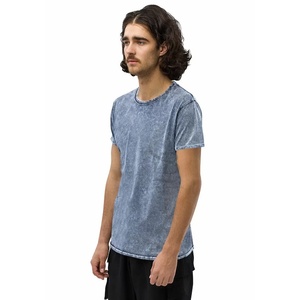 เสื้อยืดผ้าเจอกรดสำหรับผู้ชายผ้าคอตตอน100% พิมพ์ลายปักโลโก้สำหรับฤดูร้อนออกแบบได้ตามต้องการ - Product Image 3