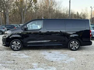 2025 PI-G0ET TRAVELLER LONG I <b>Restyling</b> Low Mileage Sound Engine AUTOMATIC Transmission Panoramic roof lights Ready to S - Product Image 3