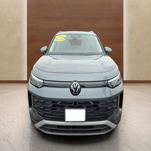 EN EXCELENTES CONDICIONES, VOLKSWAGEN TIGUAN S 4MOTION 2025, TRANSMISIÓN AUTOMÁTICA, ASIENTOS DE CUERO - Product Image 1