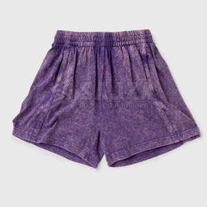 Pantalones cortos de lavado ácido para mujer de calidad superior hechos para días de verano con estilo y actividades al aire libre - Product Image 1